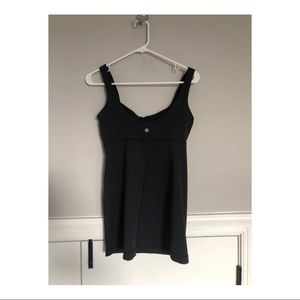 black lulu workout tank top!